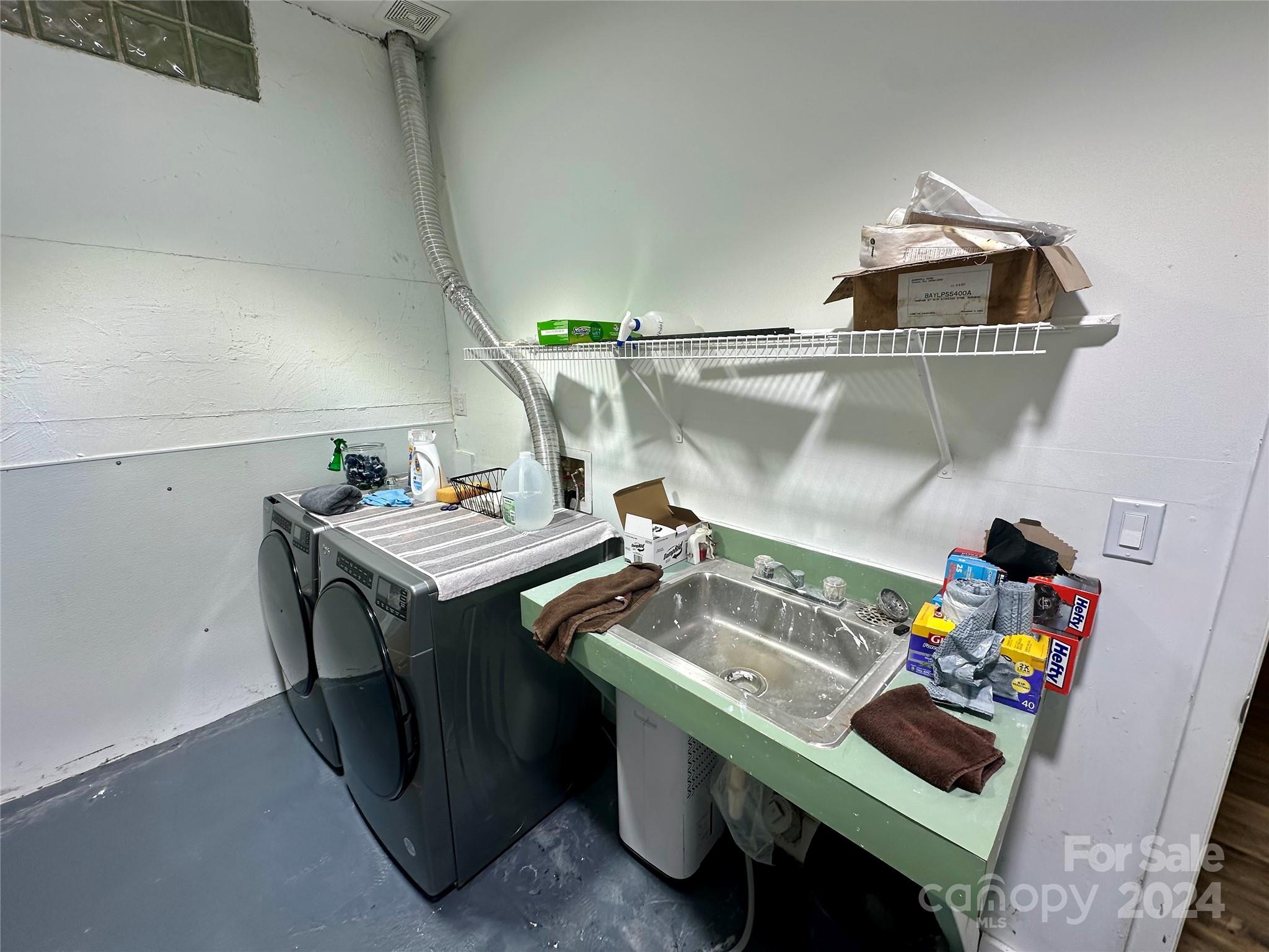 4108 Johnson Road Jefferson, SC 29718 - Photo 29 of 39 a utility room with dryer and washer