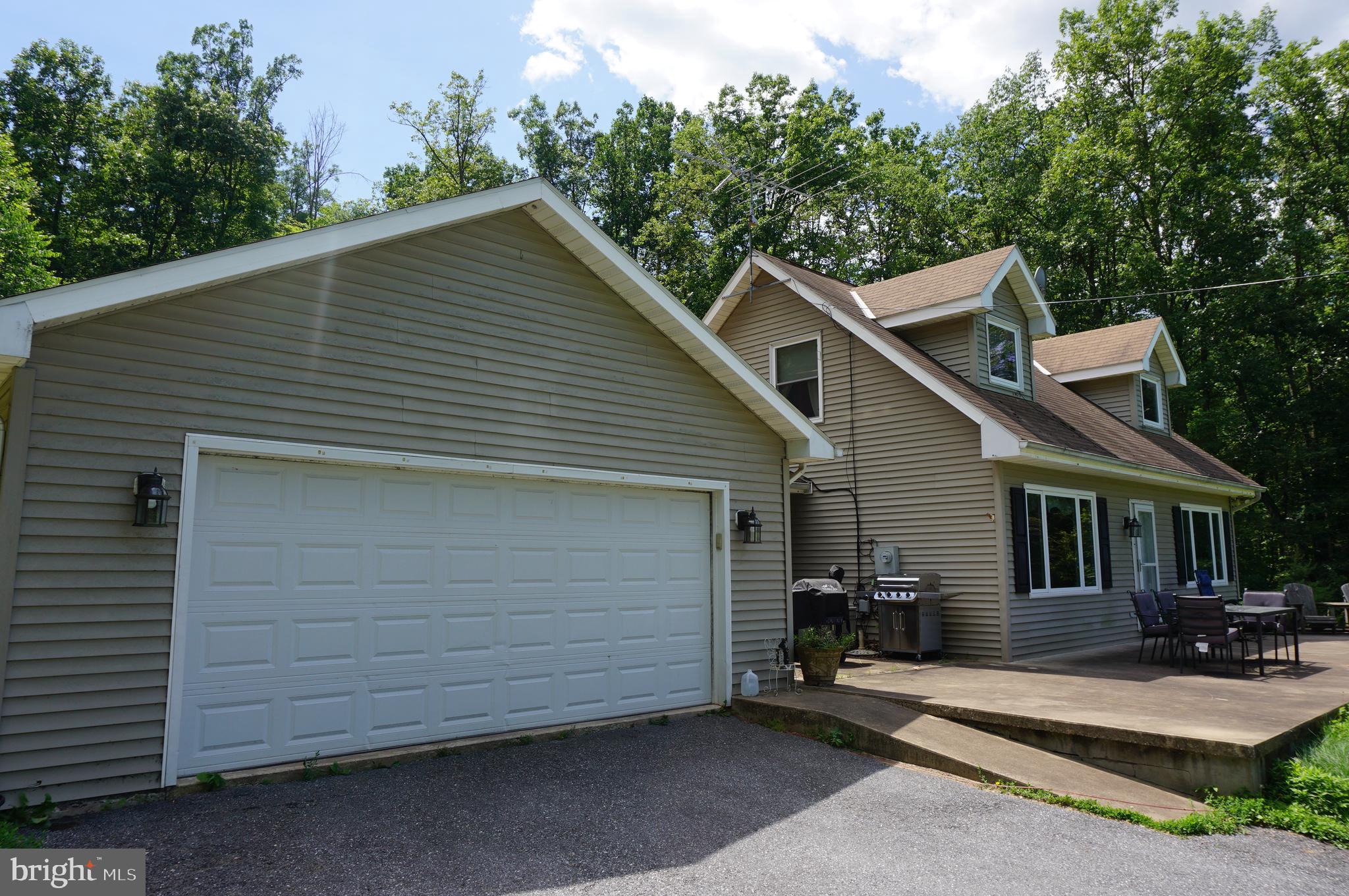6380 Crone Road Dover, PA 17315 - Photo 3 of 39