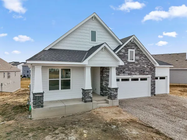 $469,226 | 4946 Jandura Bay Northeast, St. Michael, MN 55376