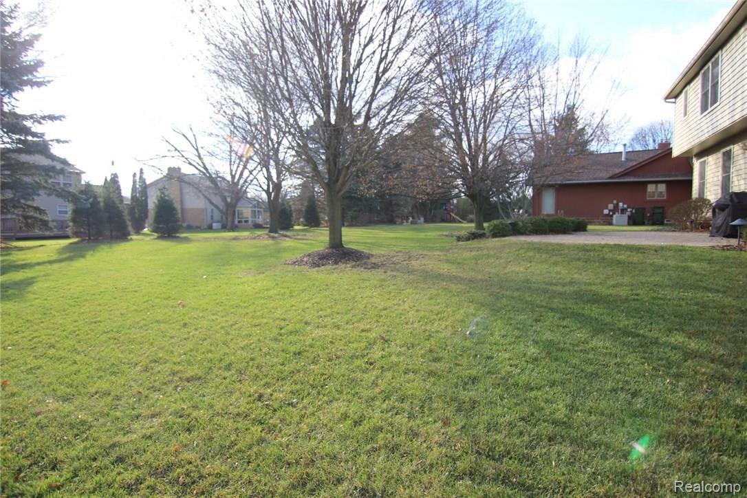 1789 North Fairview Lane Rochester, MI 48306 - Photo 3 of 49 IMG_6874.JPG