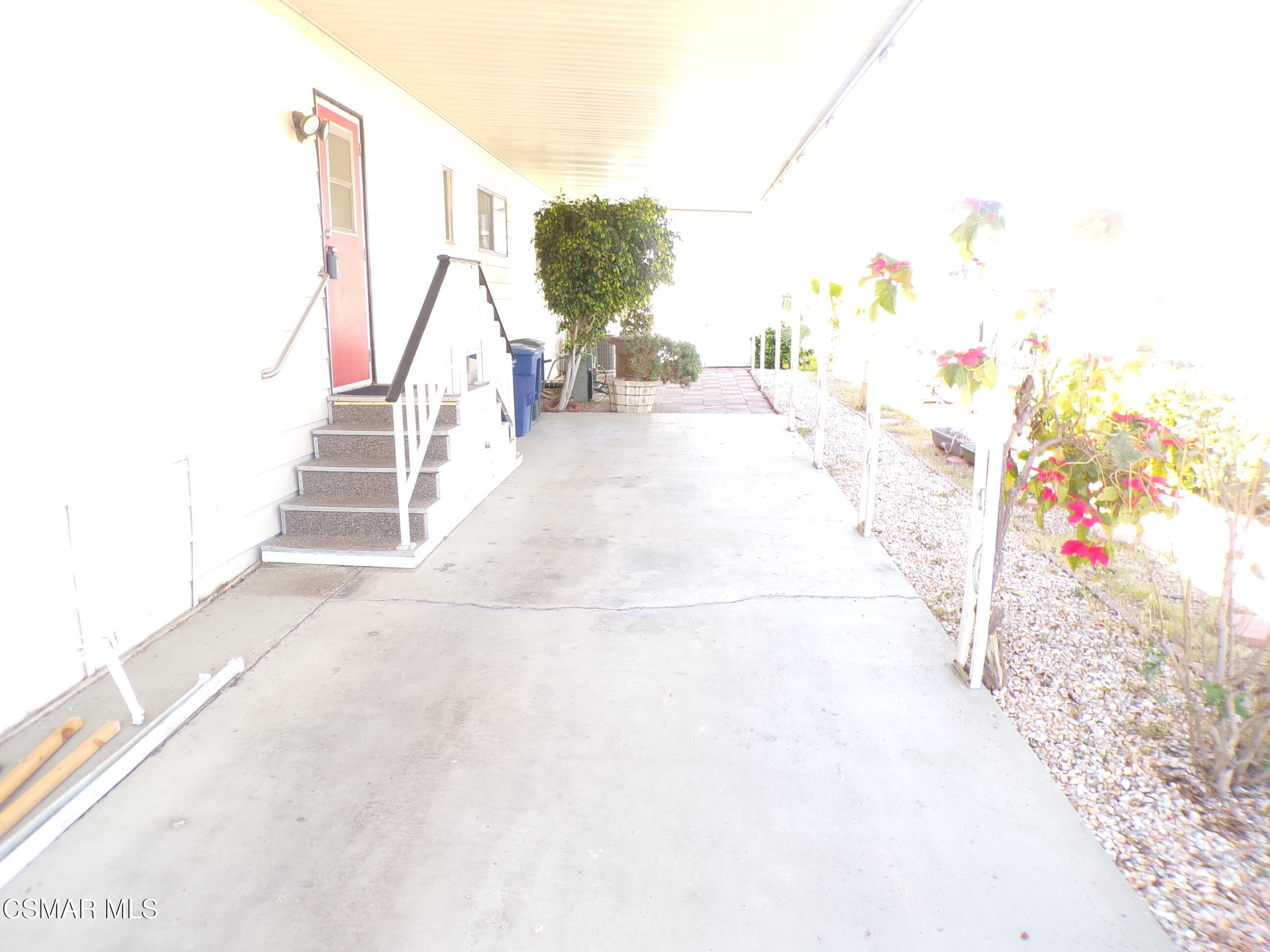 250 East Telegraph Road, Unit 220 Fillmore, CA 93015 - Photo 3 of 24 a view of entryway and kitchen