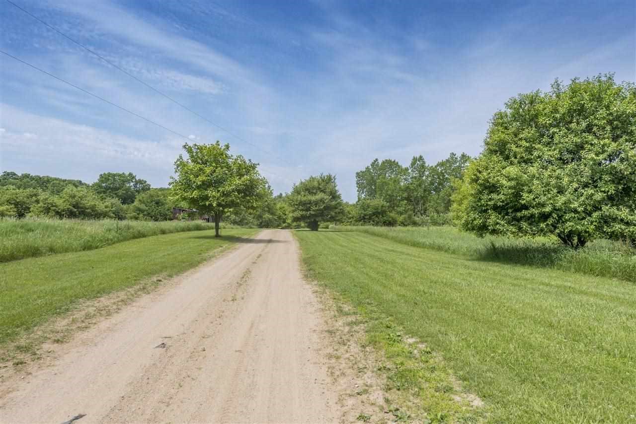 13850 Shaftsburg Road Perry, MI 48872 - Photo 49 of 94 21454472-48.JPG