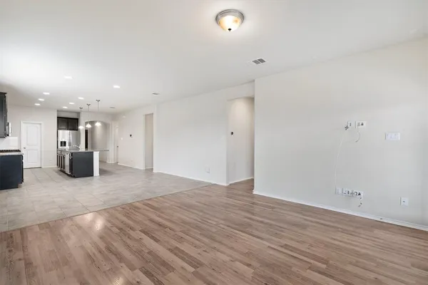 $2,250 | 213 Methodius Drive, Hutto, TX 78634