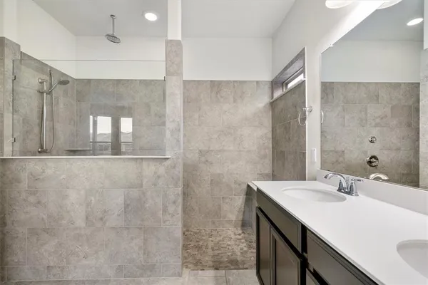 $2,250 | 213 Methodius Drive, Hutto, TX 78634