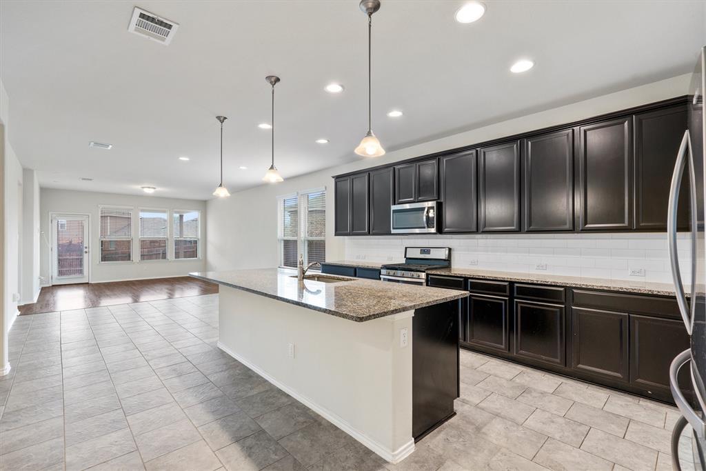 213 Methodius Drive Hutto, TX 78634 - Photo 6 of 28