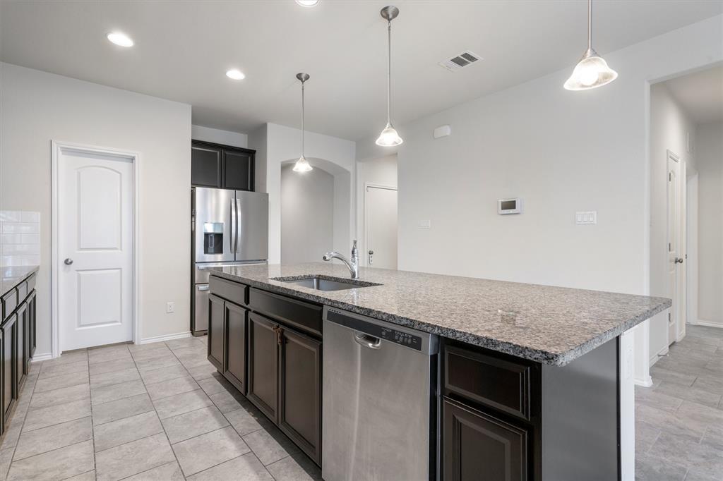 213 Methodius Drive Hutto, TX 78634 - Photo 7 of 28