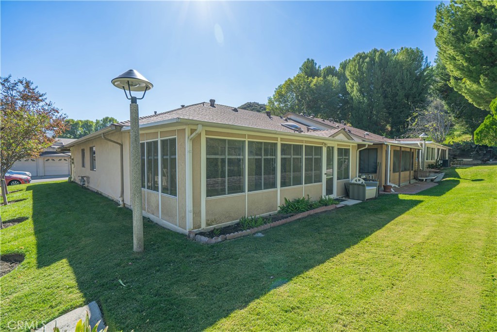 19433 Oak Crossing Road Newhall, CA 91321 - Photo 28 of 35