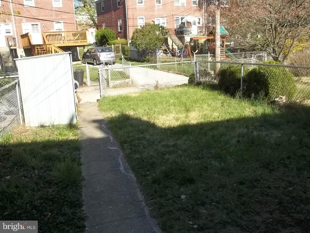 8612 Black Oak Road Baltimore, MD 21234 - Photo 5 of 27 Exterior (Rear)