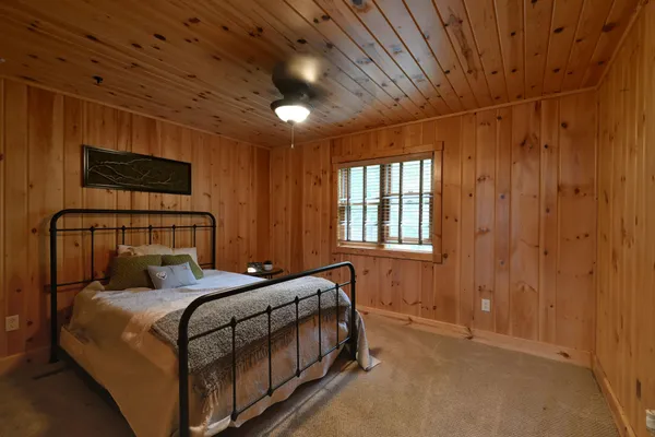 $1,995,000 | W2325 Belvidere Road, Sarona, WI 54870