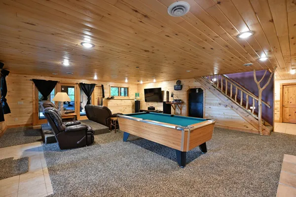 $1,995,000 | W2325 Belvidere Road, Sarona, WI 54870