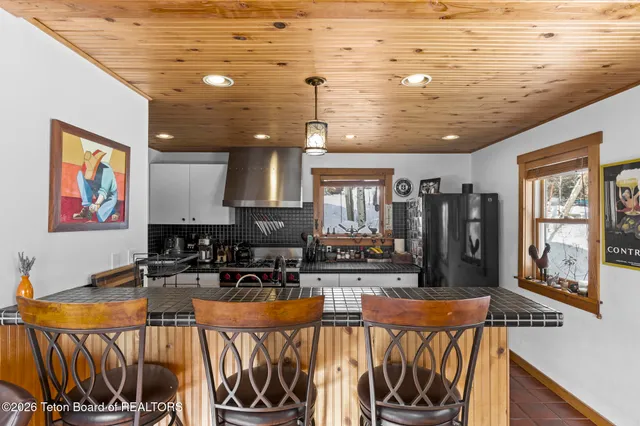 $3,600,000 | 6815 Paintbrush Trail, Wilson, WY 83014