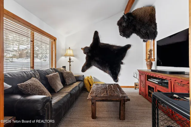 $3,600,000 | 6815 Paintbrush Trail, Wilson, WY 83014