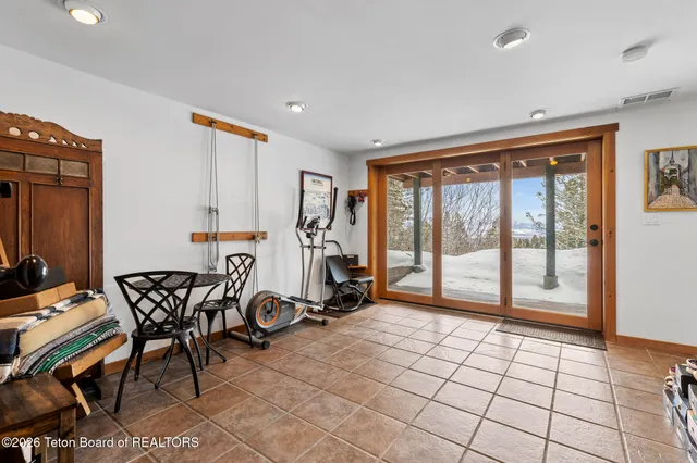 $3,600,000 | 6815 Paintbrush Trail, Wilson, WY 83014