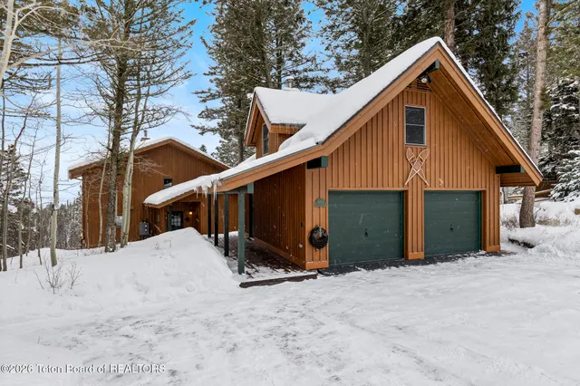 $3,600,000 | 6815 Paintbrush Trail, Wilson, WY 83014