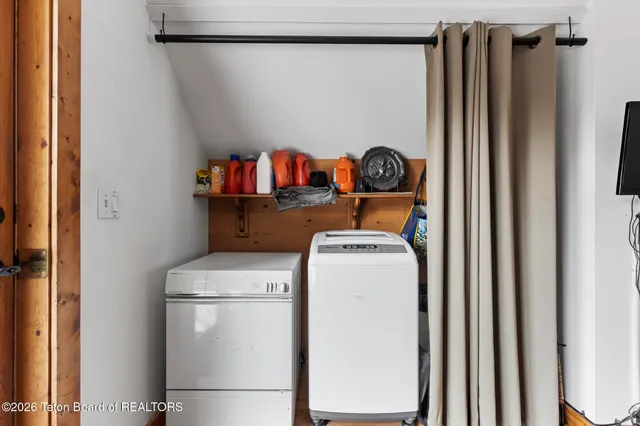 $3,600,000 | 6815 Paintbrush Trail, Wilson, WY 83014