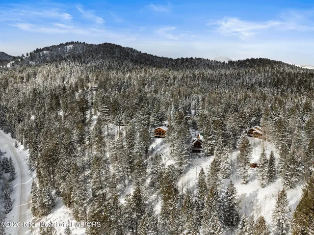 $3,600,000 | 6815 Paintbrush Trail, Wilson, WY 83014