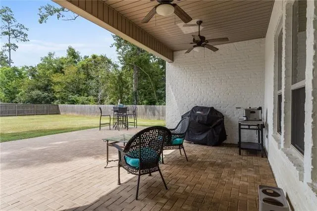 $6,000 | 420 White Ash Loop, Madisonville, LA 70447