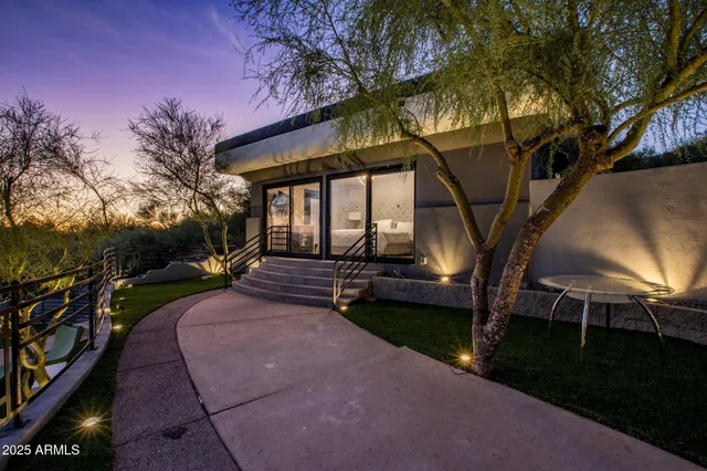 $5,800,000 | 3282 East Palo Verde Drive, Paradise Valley, AZ 85253