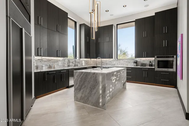 $5,800,000 | 3282 East Palo Verde Drive, Paradise Valley, AZ 85253