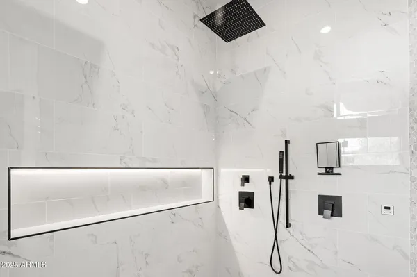 $5,800,000 | 3282 East Palo Verde Drive, Paradise Valley, AZ 85253