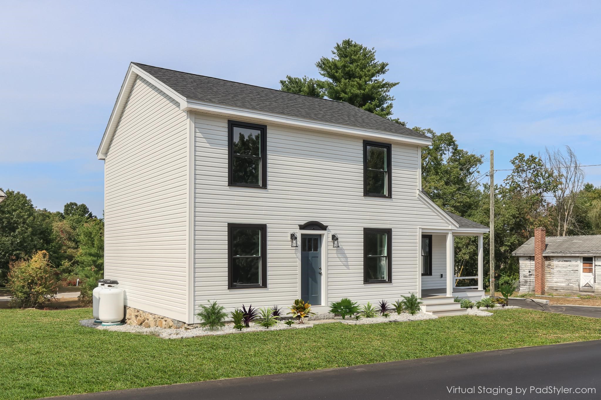 19 Old Manchester Road Raymond, NH 03077 - Photo 1 of 42