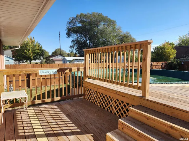 $148,900 | 1208 North Kankakee Street, Lincoln, IL 62656