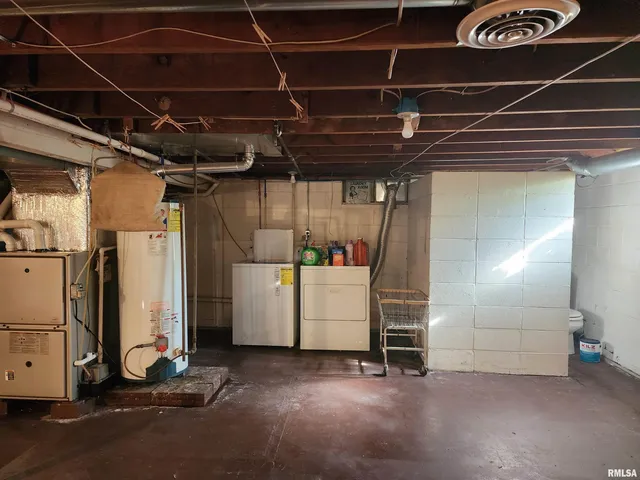 $169,500 | 1208 North Kankakee Street, Lincoln, IL 62656