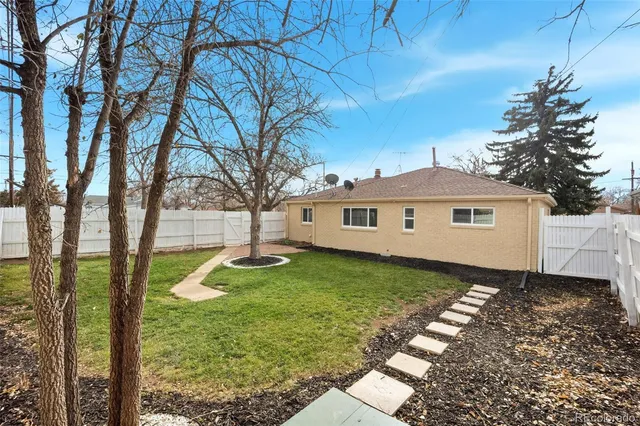 $430,000 | 1721 Eppinger Boulevard, Thornton, CO 80229