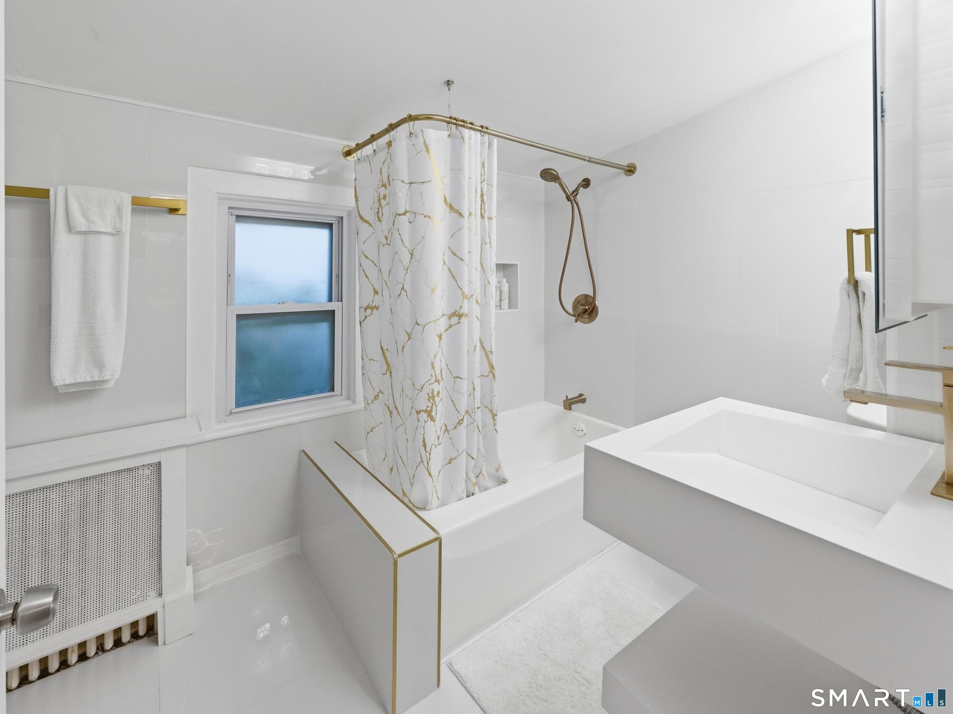115 Wilton Road, Unit 2 Westport, CT 06880 - Photo 6 of 12 Gallery Image 6