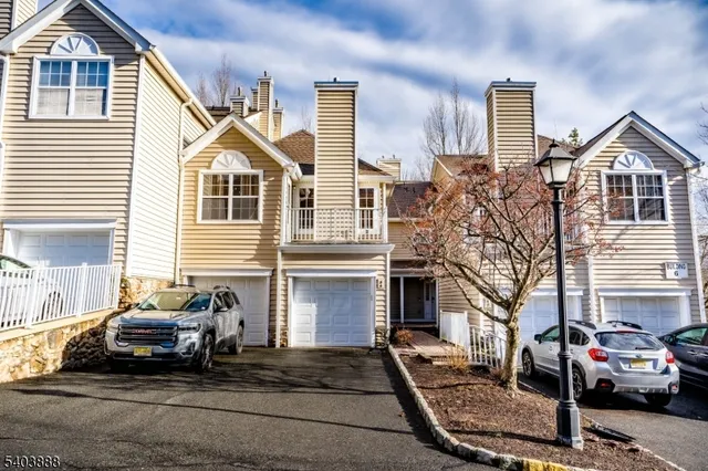 $3,800 | 8 Springholm Drive, Berkeley Heights, NJ 07922