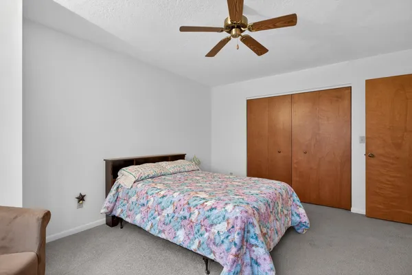 $265,000 | 2811 South Wood Dale Drive, Jackson, MI 49203