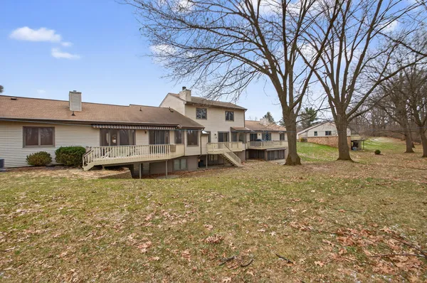 $265,000 | 2811 South Wood Dale Drive, Jackson, MI 49203