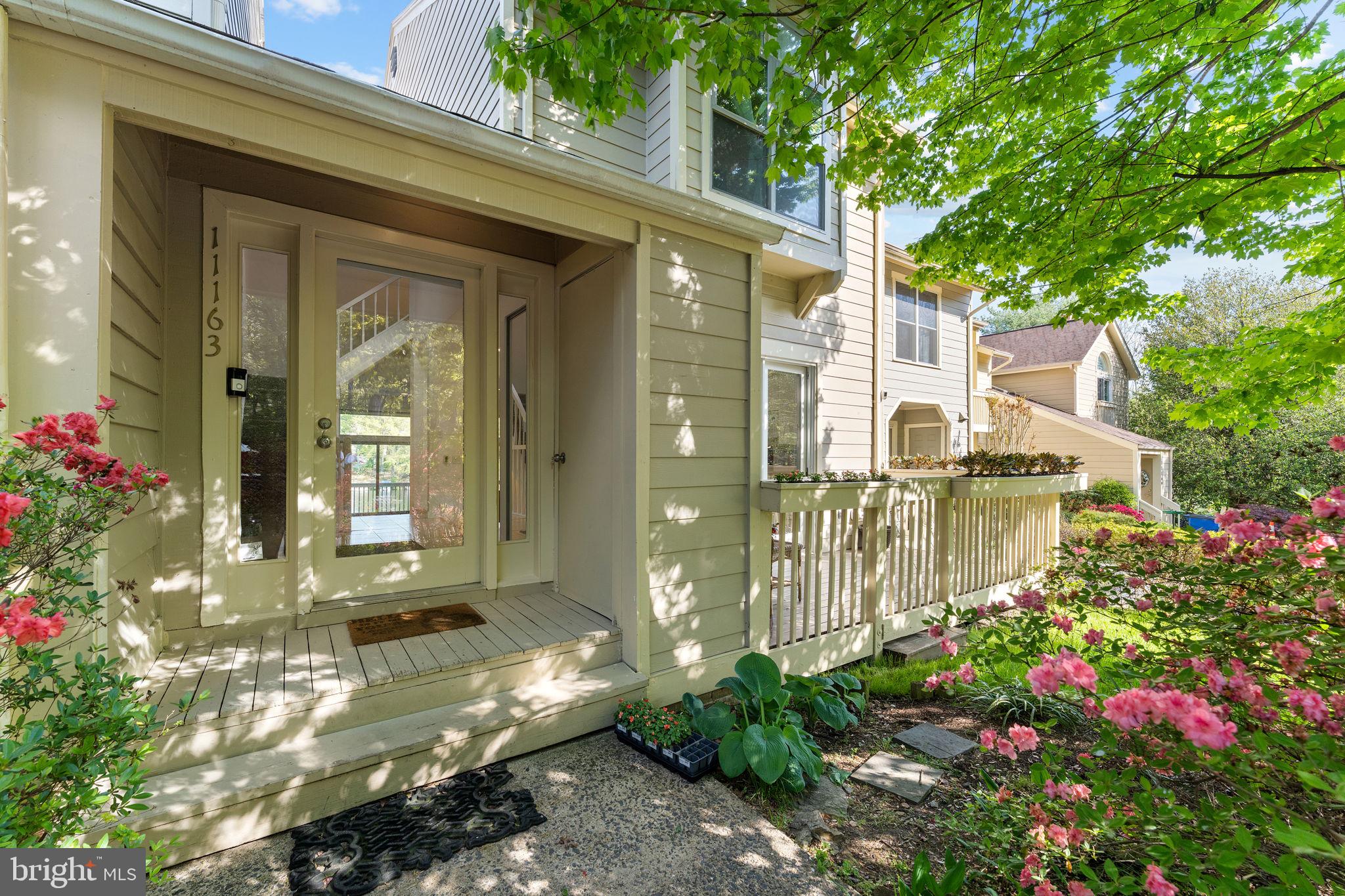 11163 Lake Chapel Lane Reston, VA 20191 - Photo 14 of 129