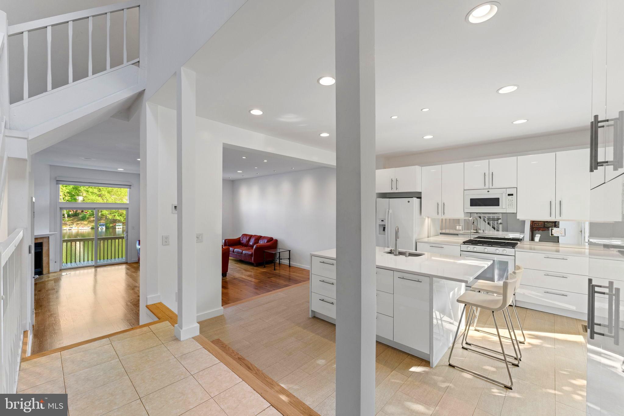 11163 Lake Chapel Lane Reston, VA 20191 - Photo 21 of 129