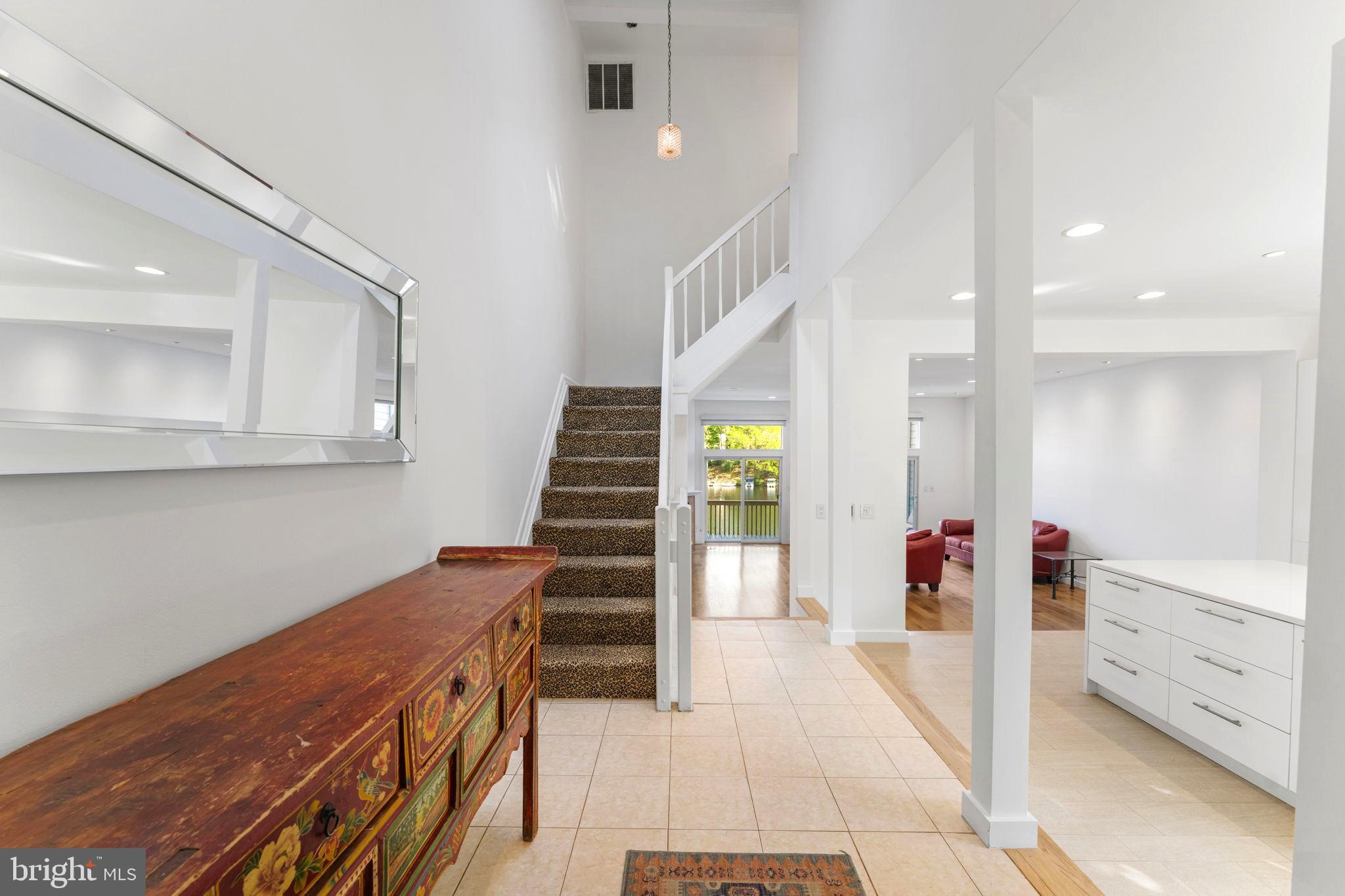 11163 Lake Chapel Lane Reston, VA 20191 - Photo 23 of 129