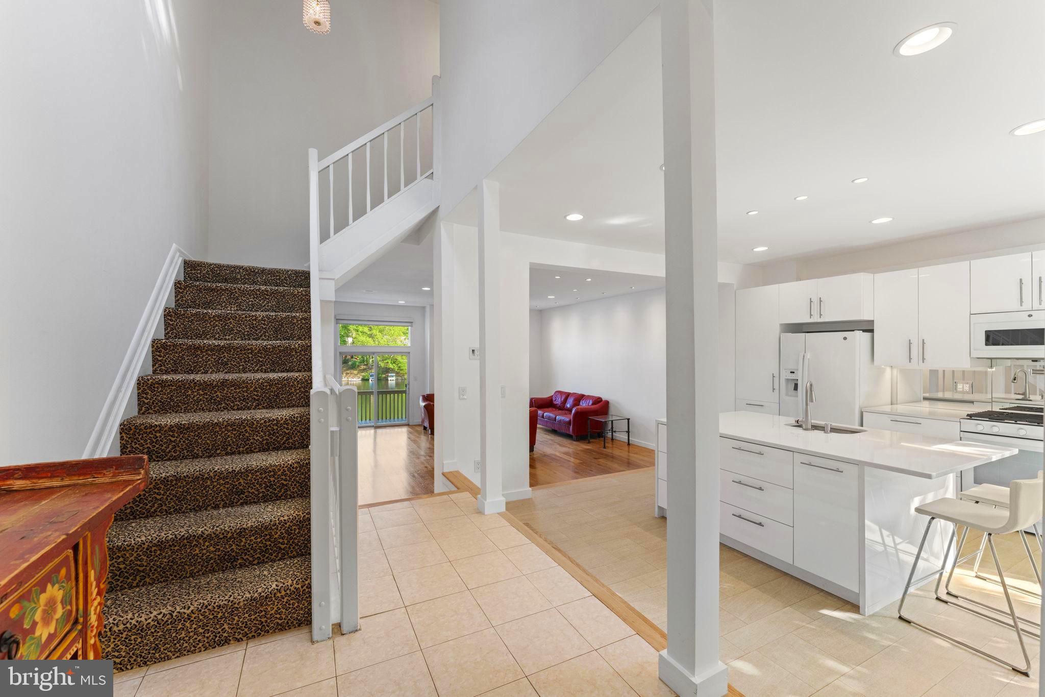 11163 Lake Chapel Lane Reston, VA 20191 - Photo 24 of 129