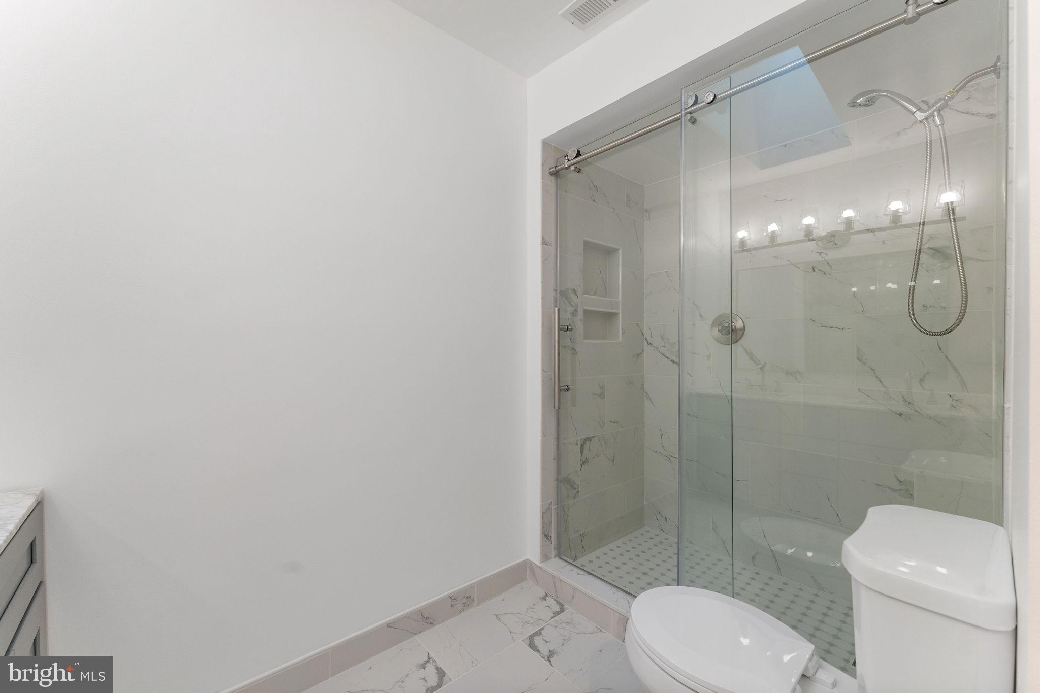 11163 Lake Chapel Lane Reston, VA 20191 - Photo 61 of 129