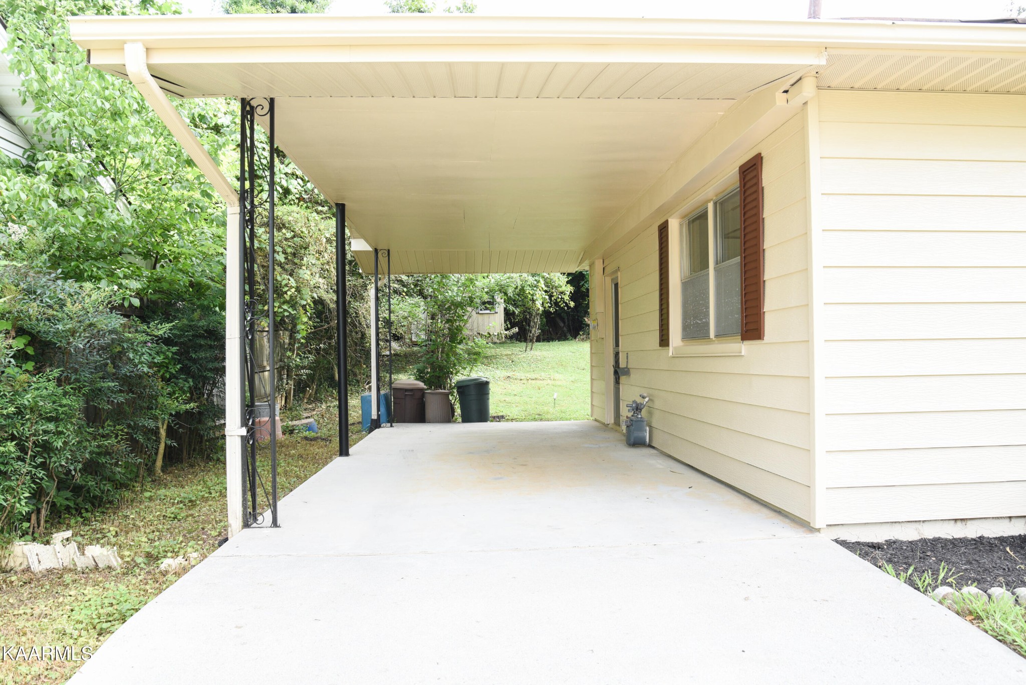 121 Parsons Road Oak Ridge, TN 37830 - Photo 3 of 20