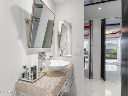 $1,750,000 | 7157 East Rancho Vista Drive, Unit 3006, Scottsdale, AZ 85251