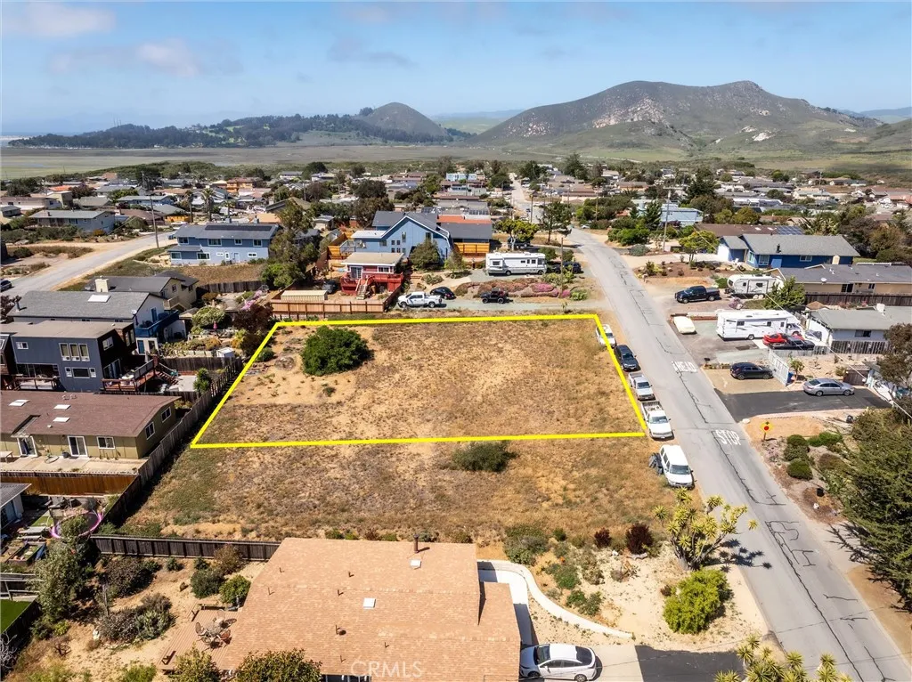 1325 15th Street Los Osos, CA 93402 - Photo 13 of 15 Yellow lines depict approximate lot lines