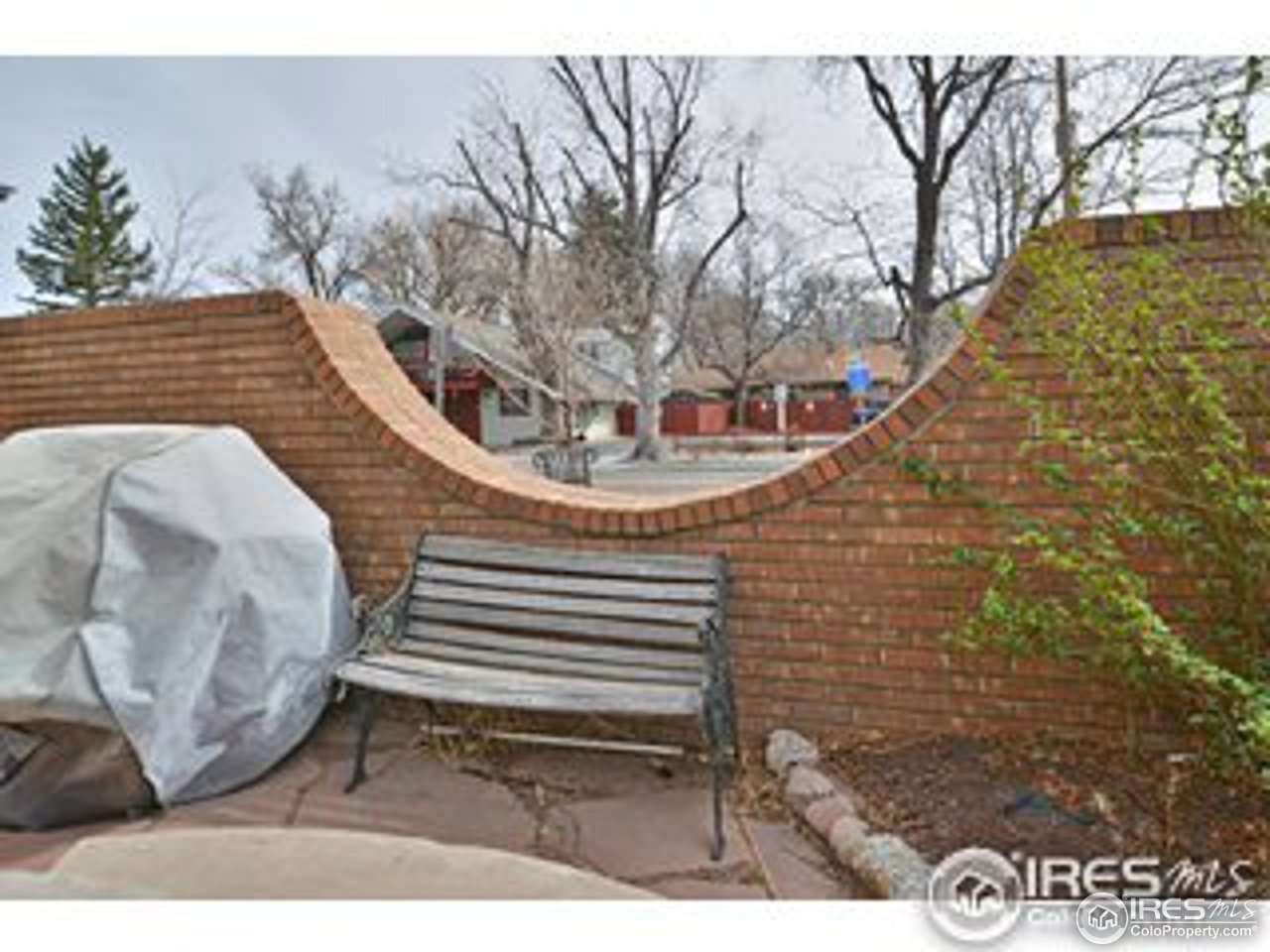 1723-1725 15th Street Boulder, CO 80302 - Photo 6 of 8 a view of entryway in the house
