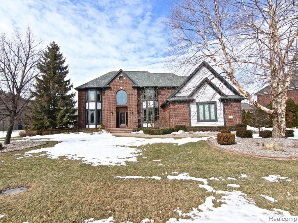 3856 Elk Drive Rochester, MI 48306 - Photo 1 of 71 IMG_0730.jpg