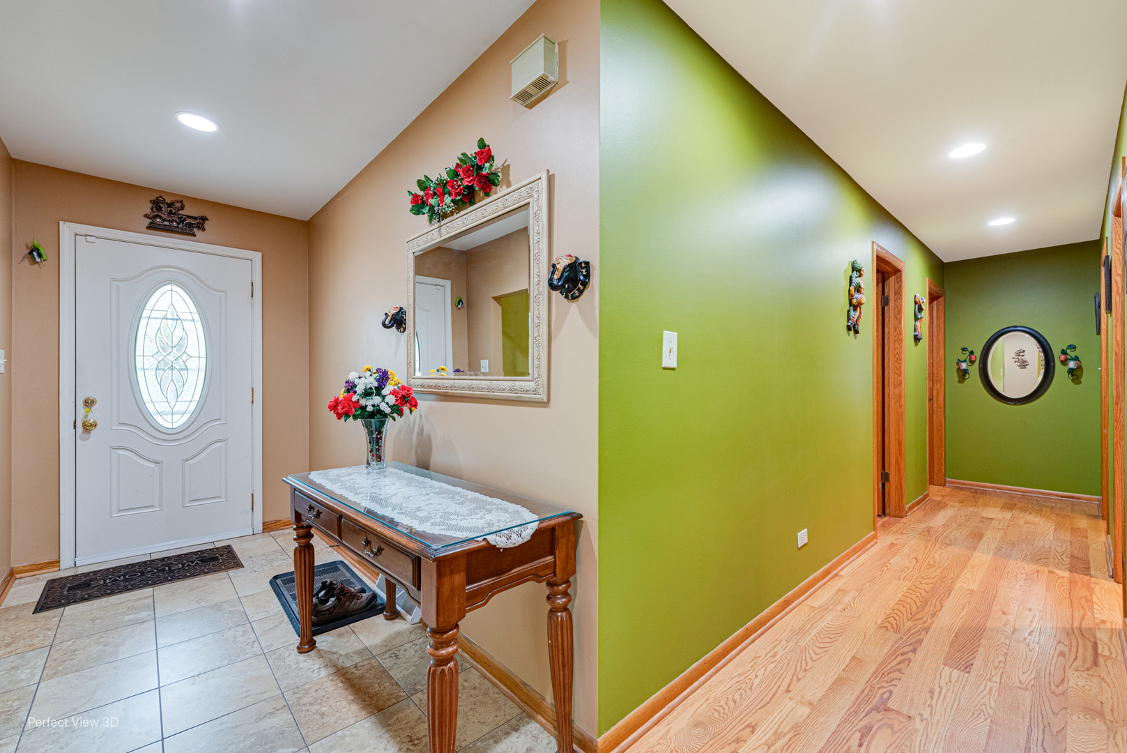 400 Illinois Road Frankfort, IL 60423 - Photo 2 of 24 a view of an entryway