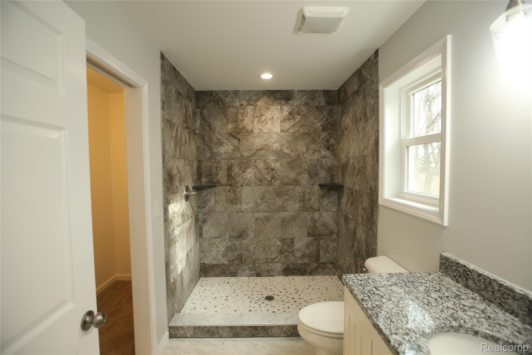 2497 North Lapeer Road Lapeer, MI 48446 - Photo 39 of 57 D1DX0159.jpg