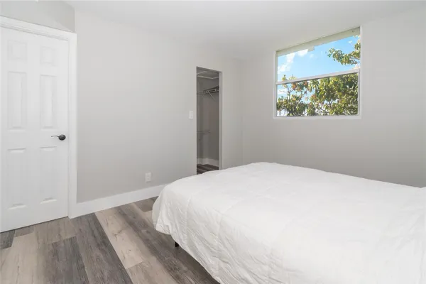 $162,999 | 119 Royal Park Drive, Unit 4H, Oakland Park, FL 33309