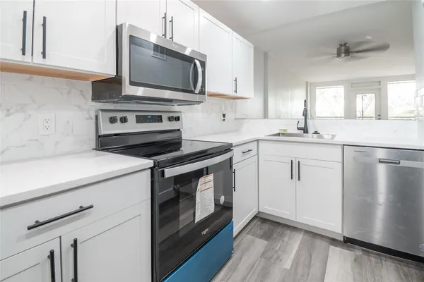 $162,999 | 119 Royal Park Drive, Unit 4H, Oakland Park, FL 33309