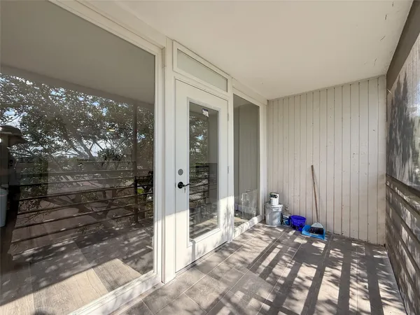 $162,999 | 119 Royal Park Drive, Unit 4H, Oakland Park, FL 33309