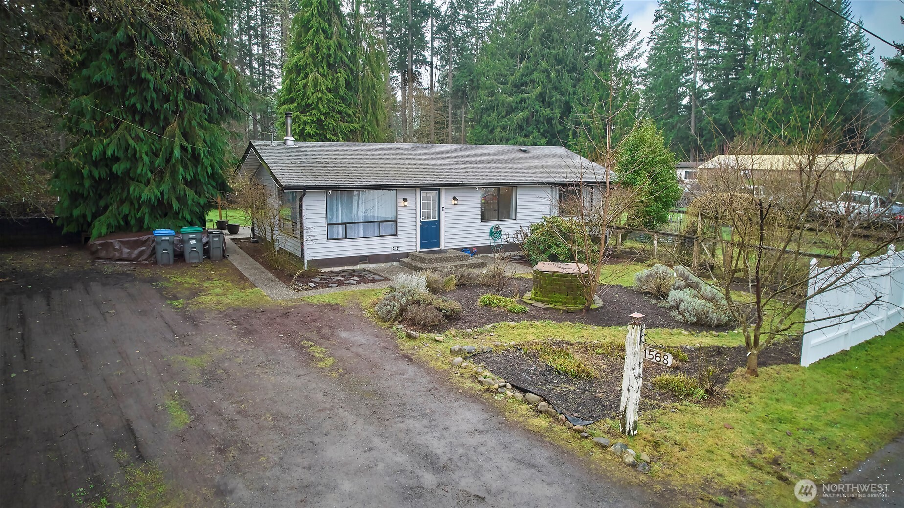 1568 Southeast Oregon Street Port Orchard, WA 98367 - Photo 2 of 31