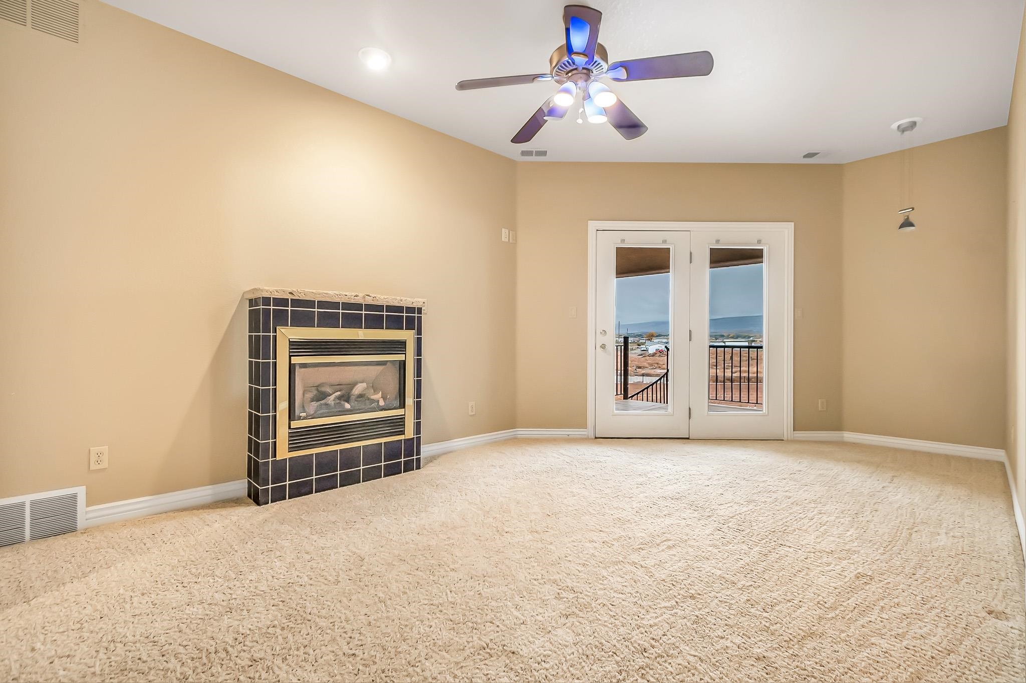 2224 H Road Grand Junction, CO 81505 - Photo 26 of 42 an empty room with windows