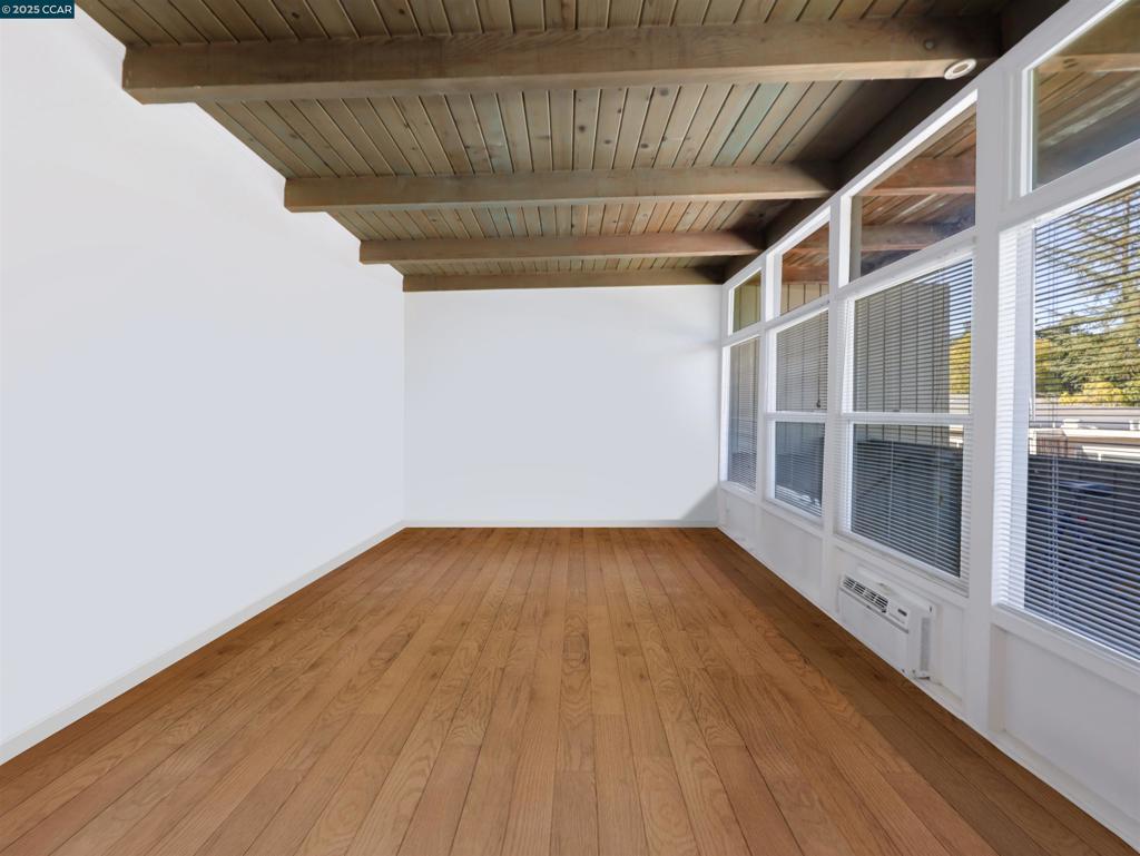 891-891 Bell Street Lafayette, CA 94549 - Photo 21 of 55 #893 Living Room